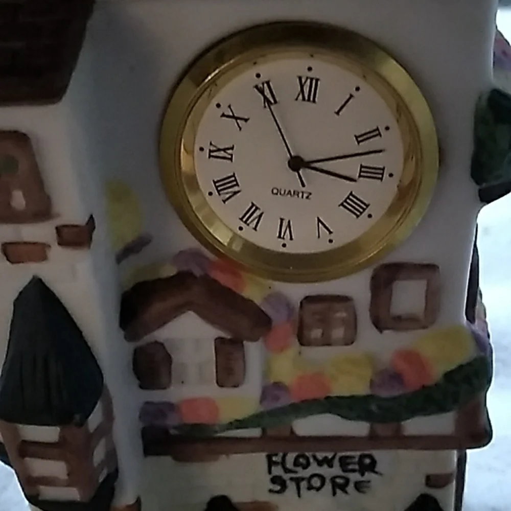 Ceramic flower clock - Picture 3 of 6